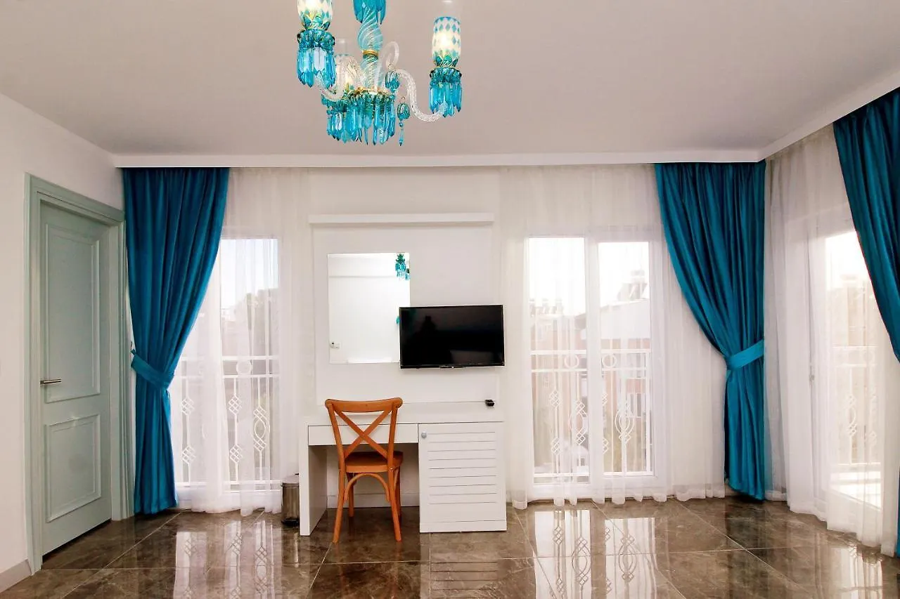 Yazar Lara Hotel Antalya