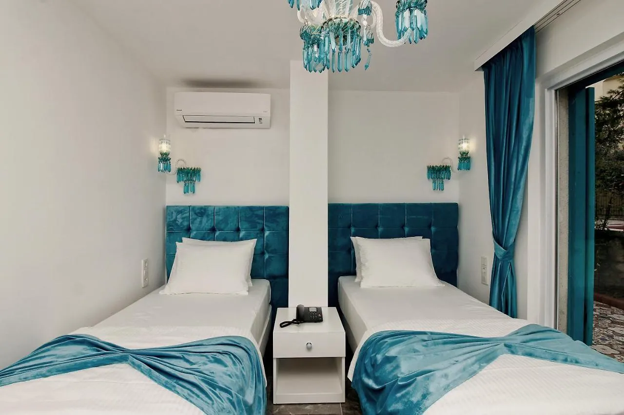 Yazar Lara Hotel Antalya