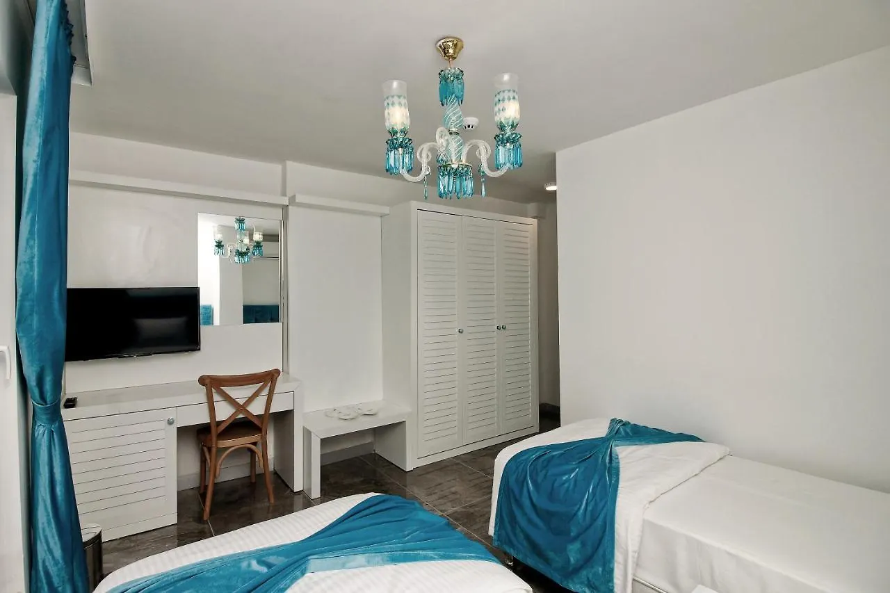 Yazar Lara Hotel Antalya
