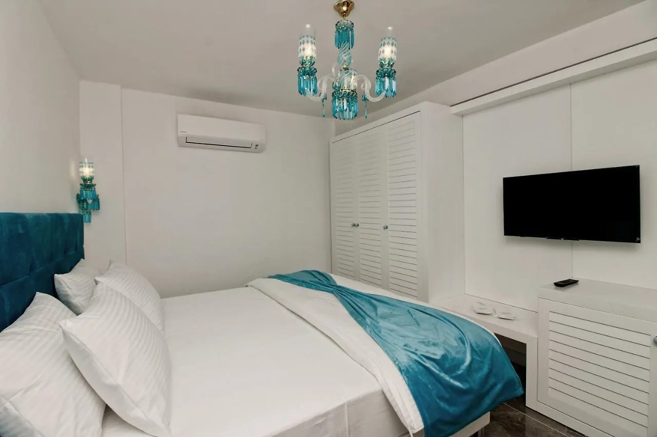 Yazar Lara Hotel Antalya