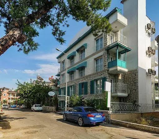 Yazar Lara Hotel Antalya